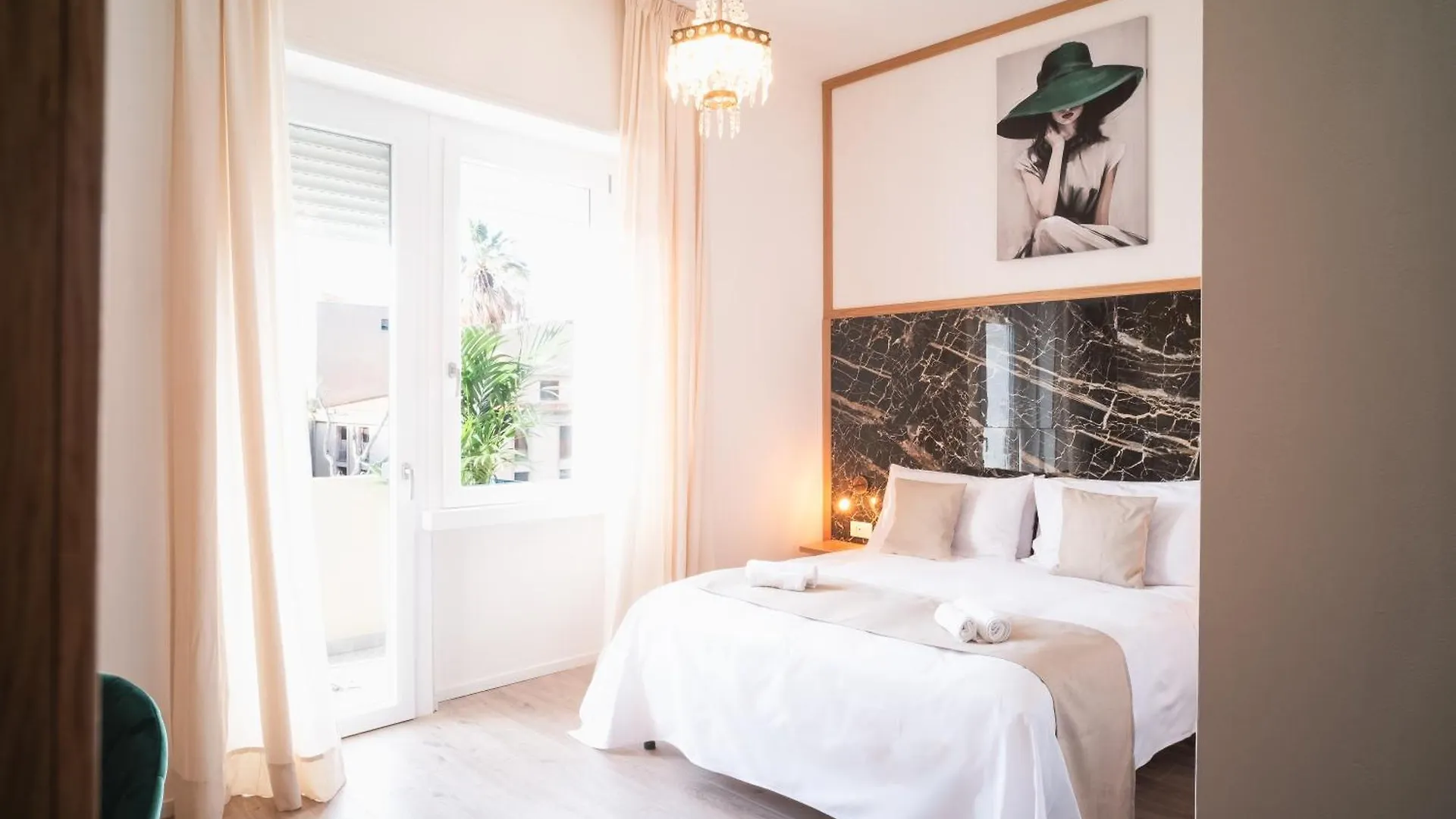 New Elegance Suites Guesthouse Oristano 0*,  Italy
