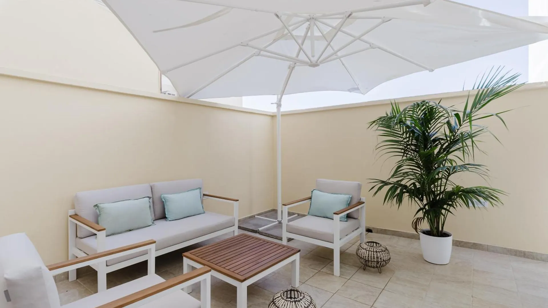 New Elegance Suites Guesthouse Oristano
