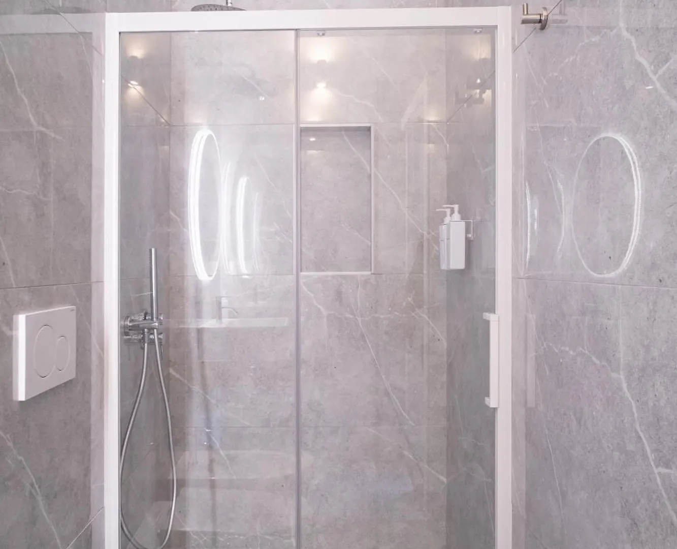 New Elegance Suites Guesthouse Oristano
