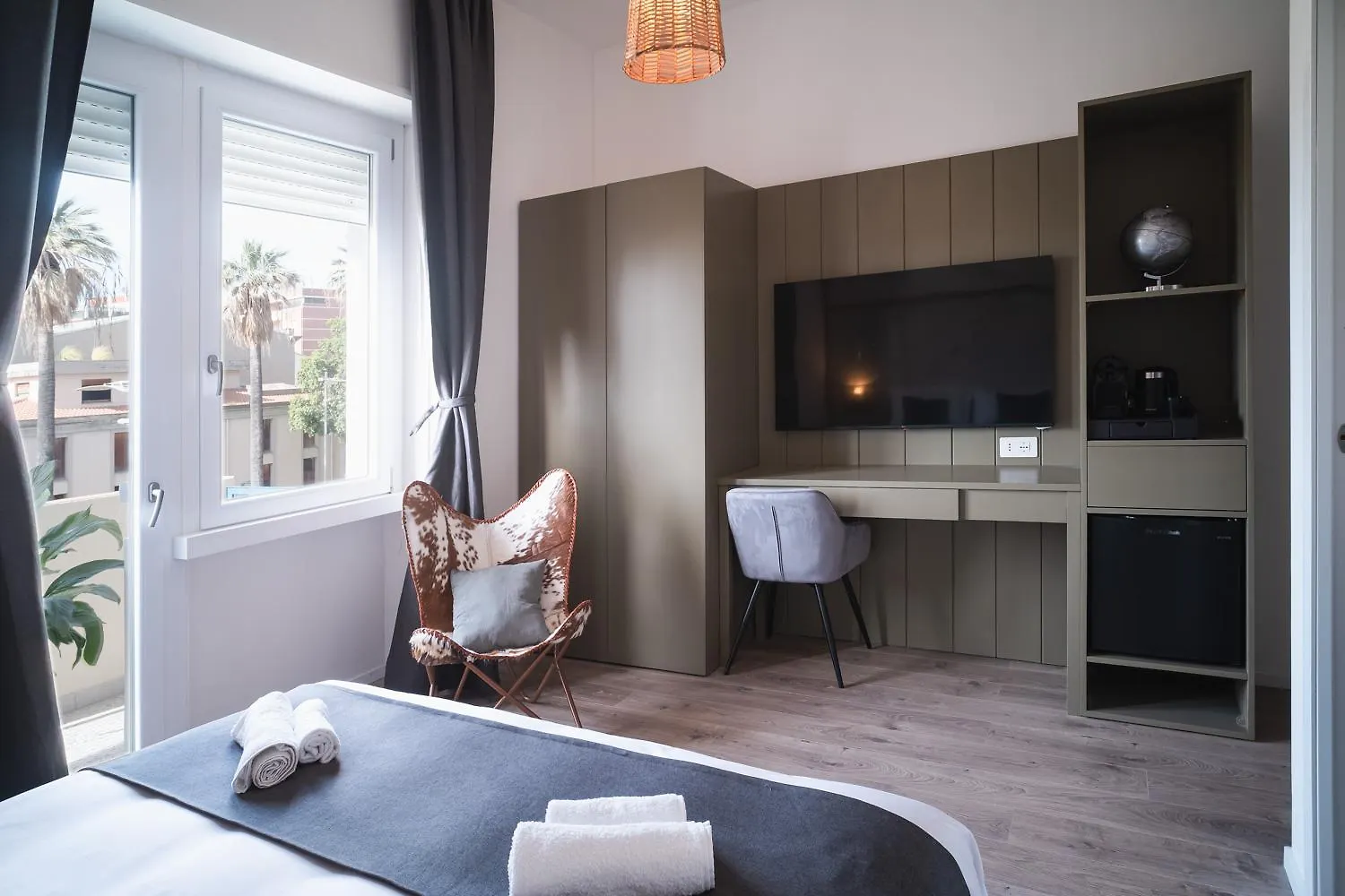 New Elegance Suites Guesthouse Oristano 0*,  Italia
