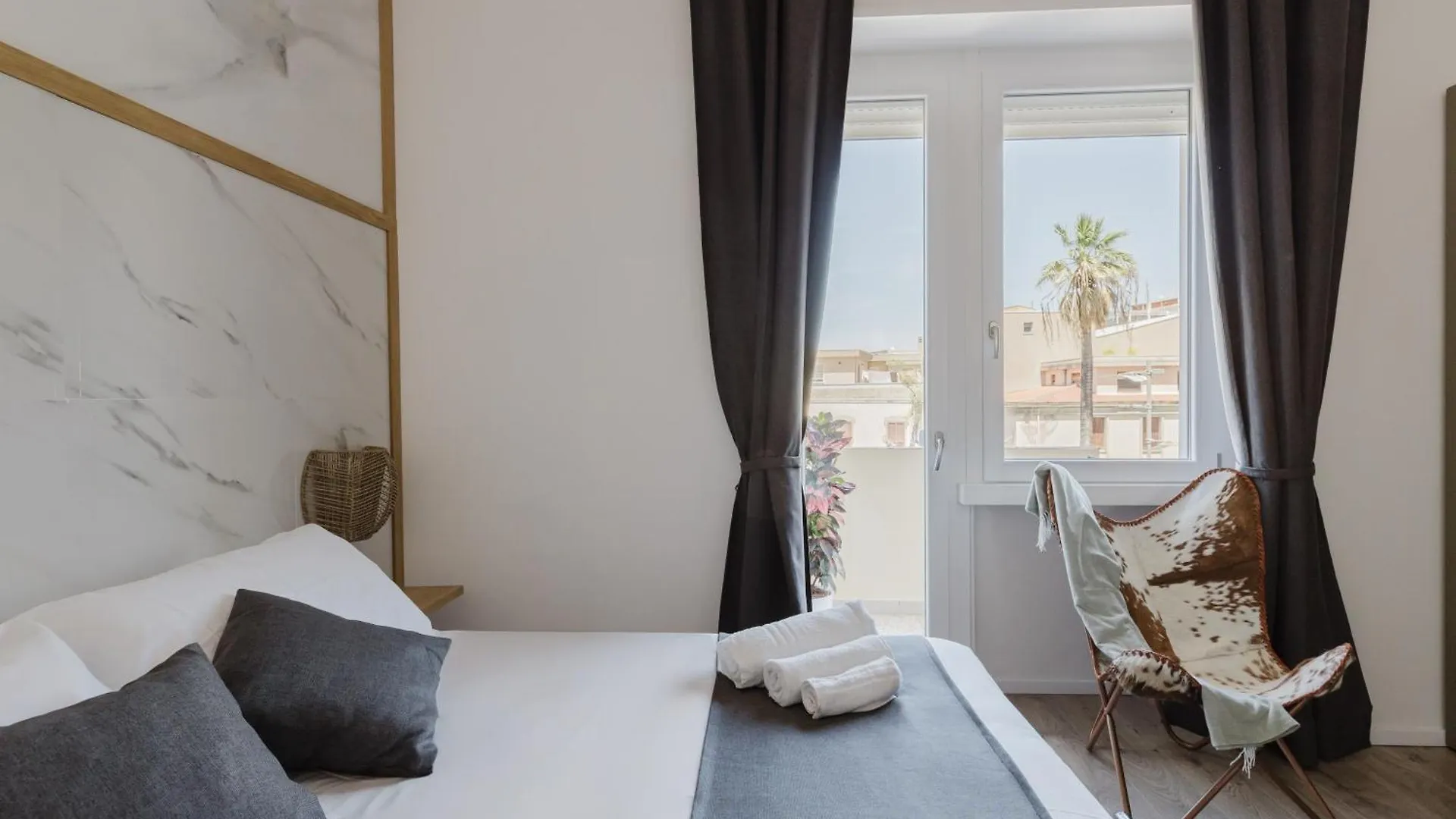 New Elegance Suites Guesthouse Oristano Italien