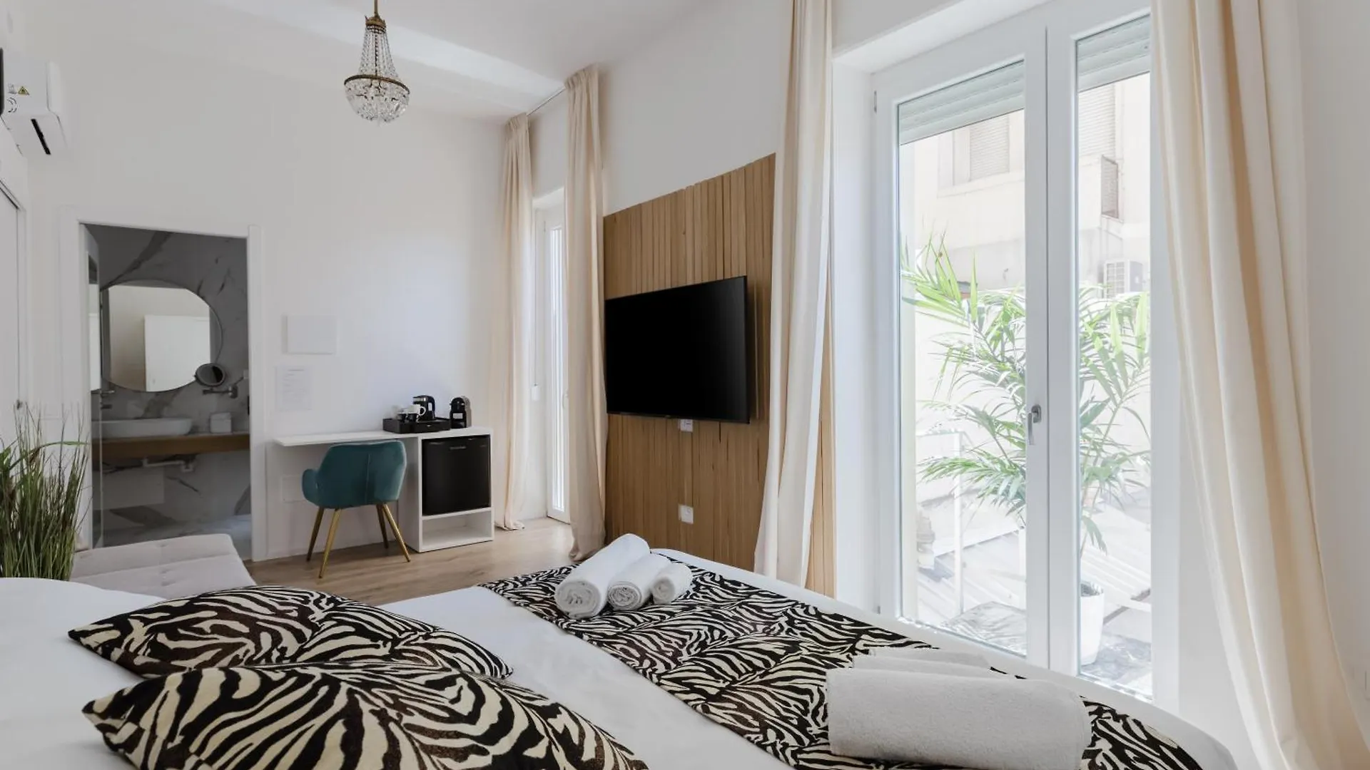 New Elegance Suites Guesthouse Oristano