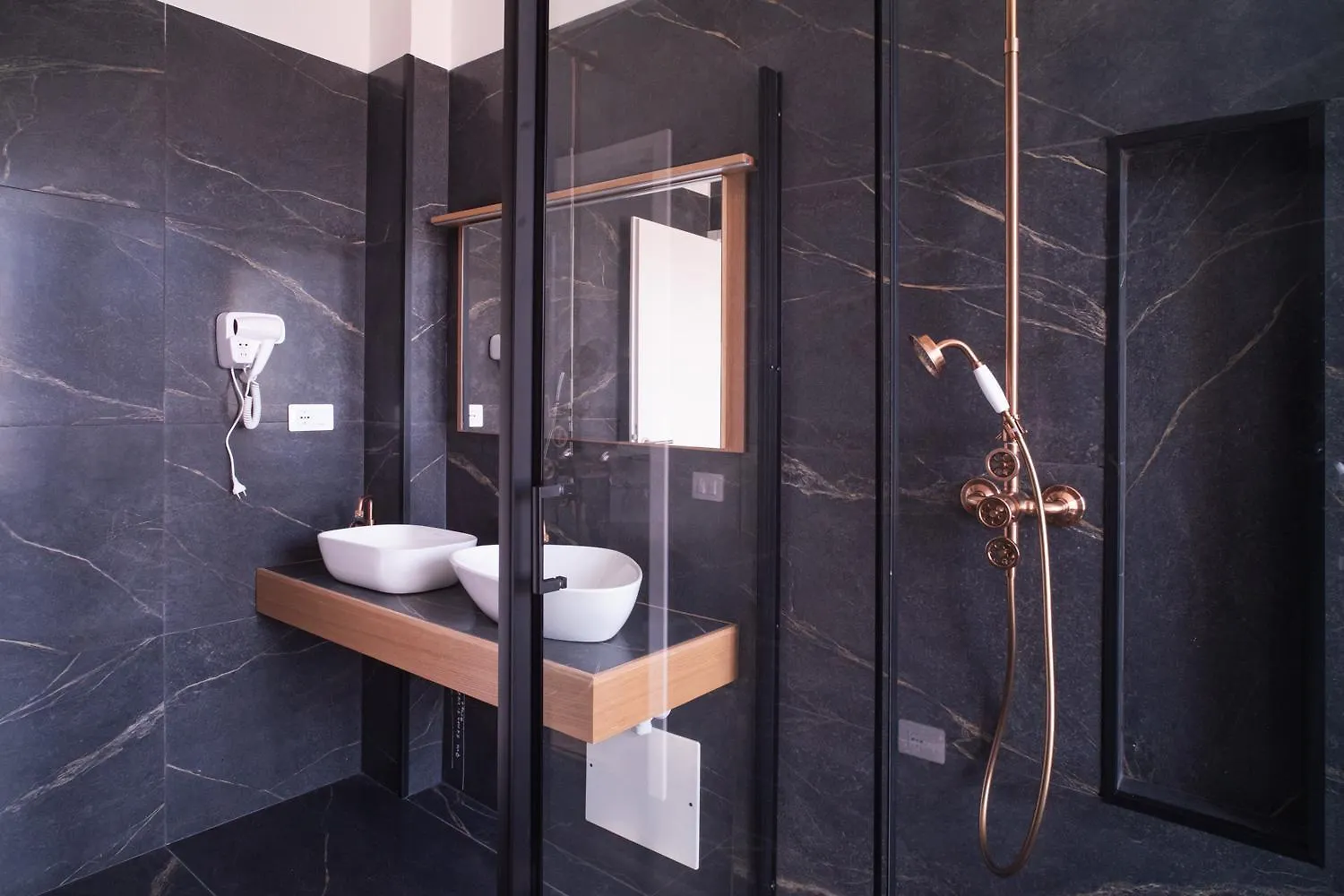 New Elegance Suites Guesthouse Oristano Gasthof