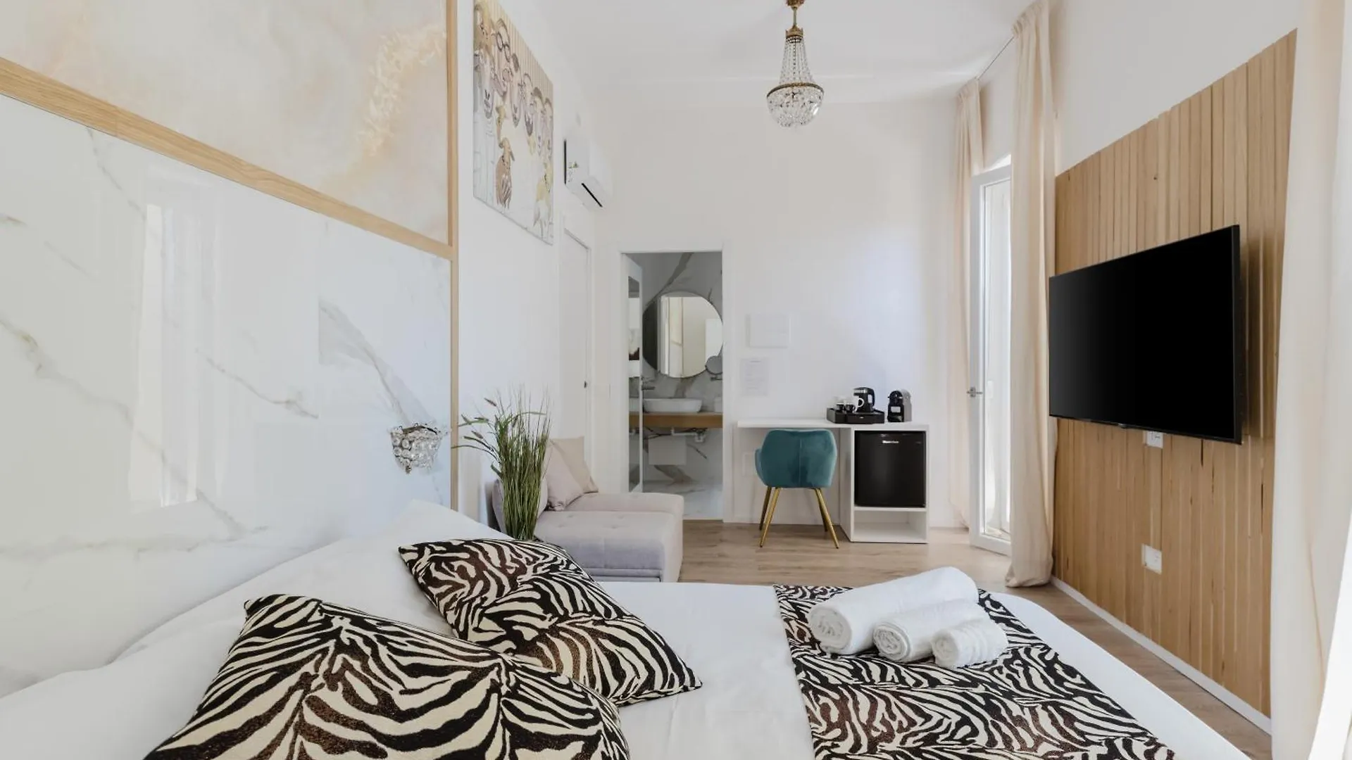 New Elegance Suites Guesthouse Oristano