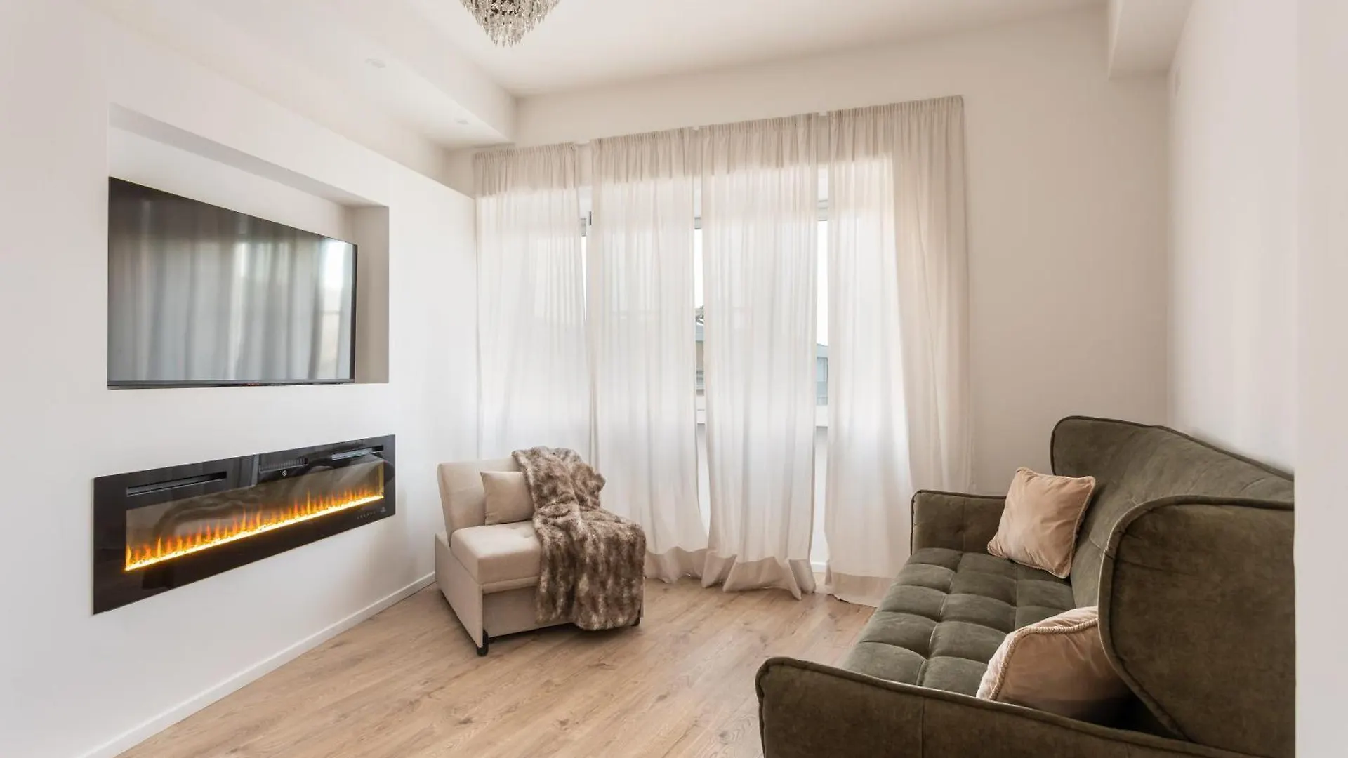 New Elegance Suites Guesthouse Oristano Italien